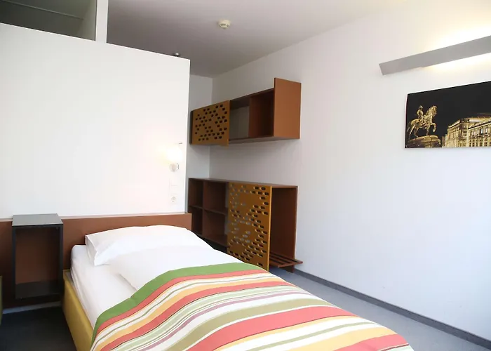 Kyriad Altmannsdorf 3* Wien