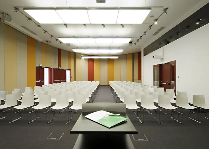 Kyriad Altmannsdorf 3* Wien
