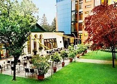 فندق Kyriad Altmannsdorf 3*