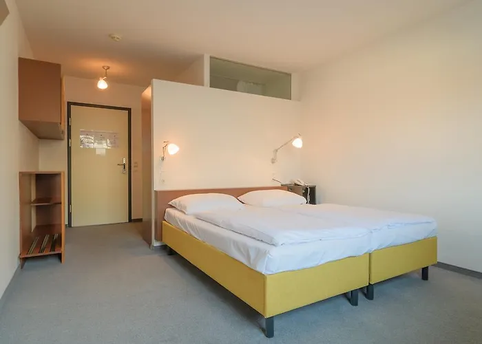 Hotel Kyriad Altmannsdorf 3*