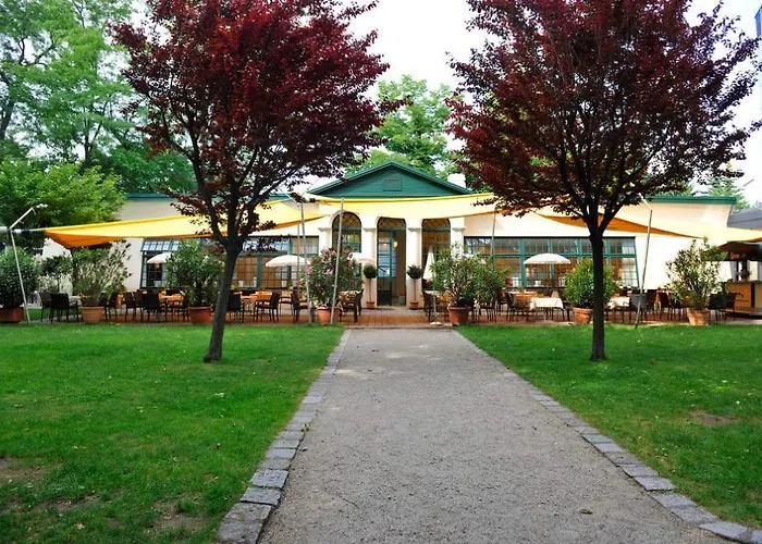 Kyriad Altmannsdorf 3*