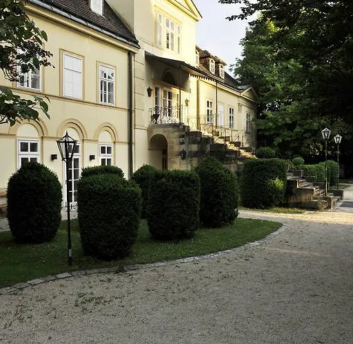 Kyriad Altmannsdorf 3* Wien